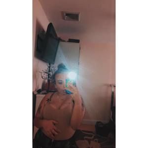 Meet your Posher, Mikayla